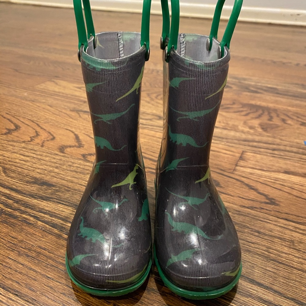 Kids rain boots